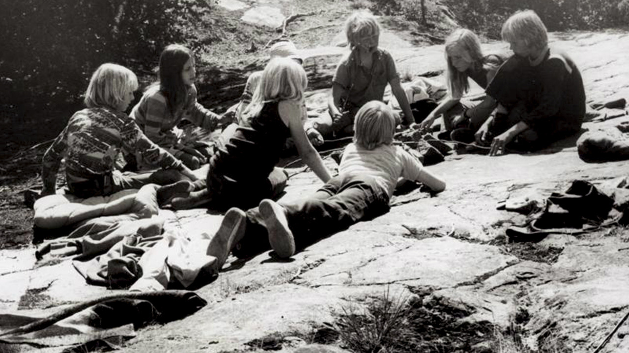 Backdrop for No Chief Is Good Enough