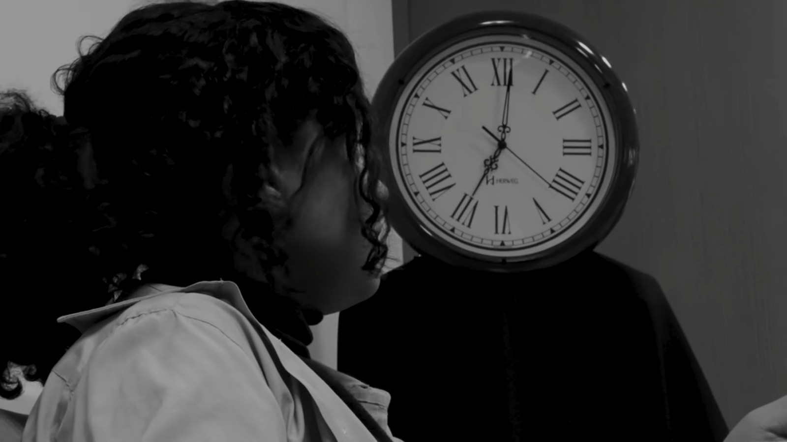 Backdrop for Relógio