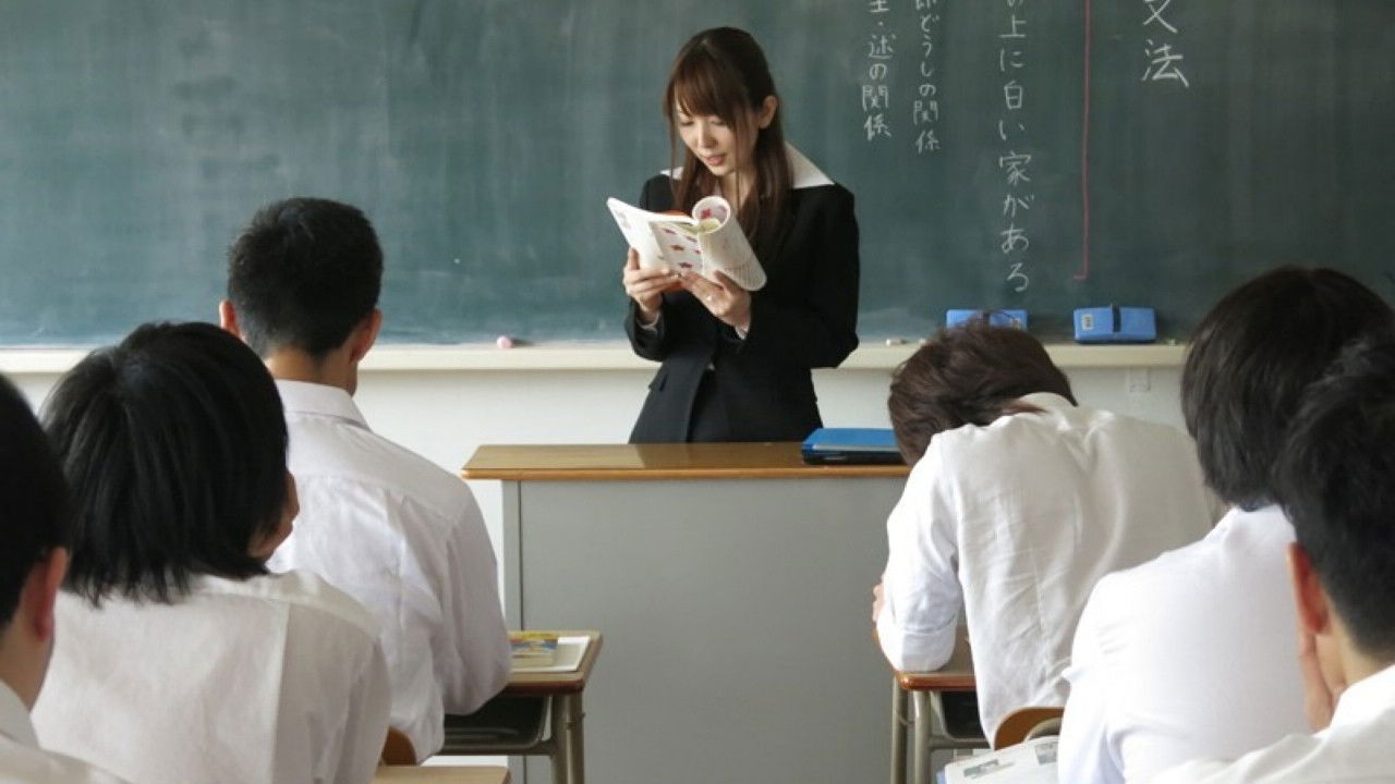 Backdrop for Female Teacher, She Got So Wet When Meeting Her Student... Yui Hatano