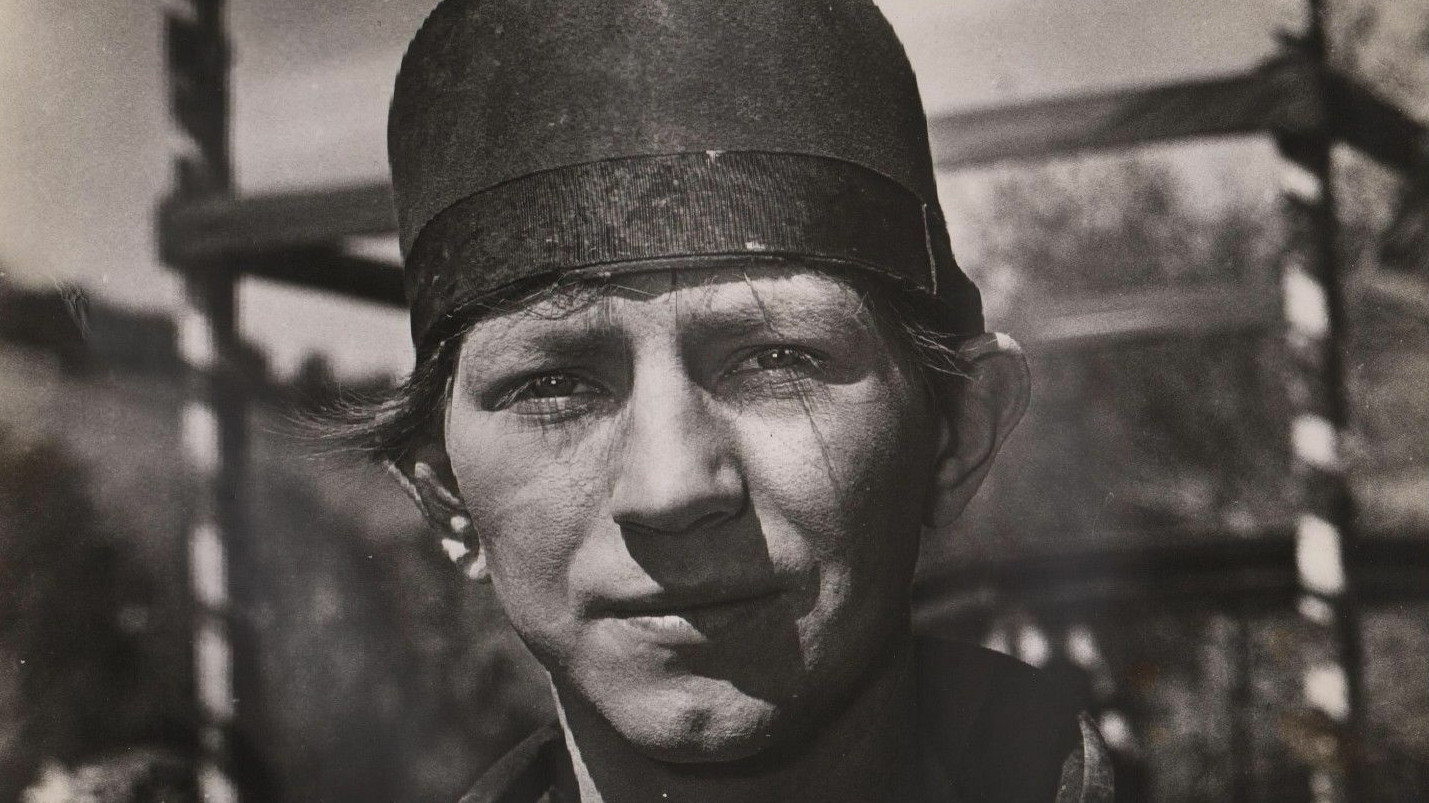 Backdrop for Feudin', Fussin' and A-Fightin'