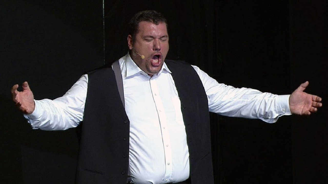 Backdrop for Comedy vs Opera