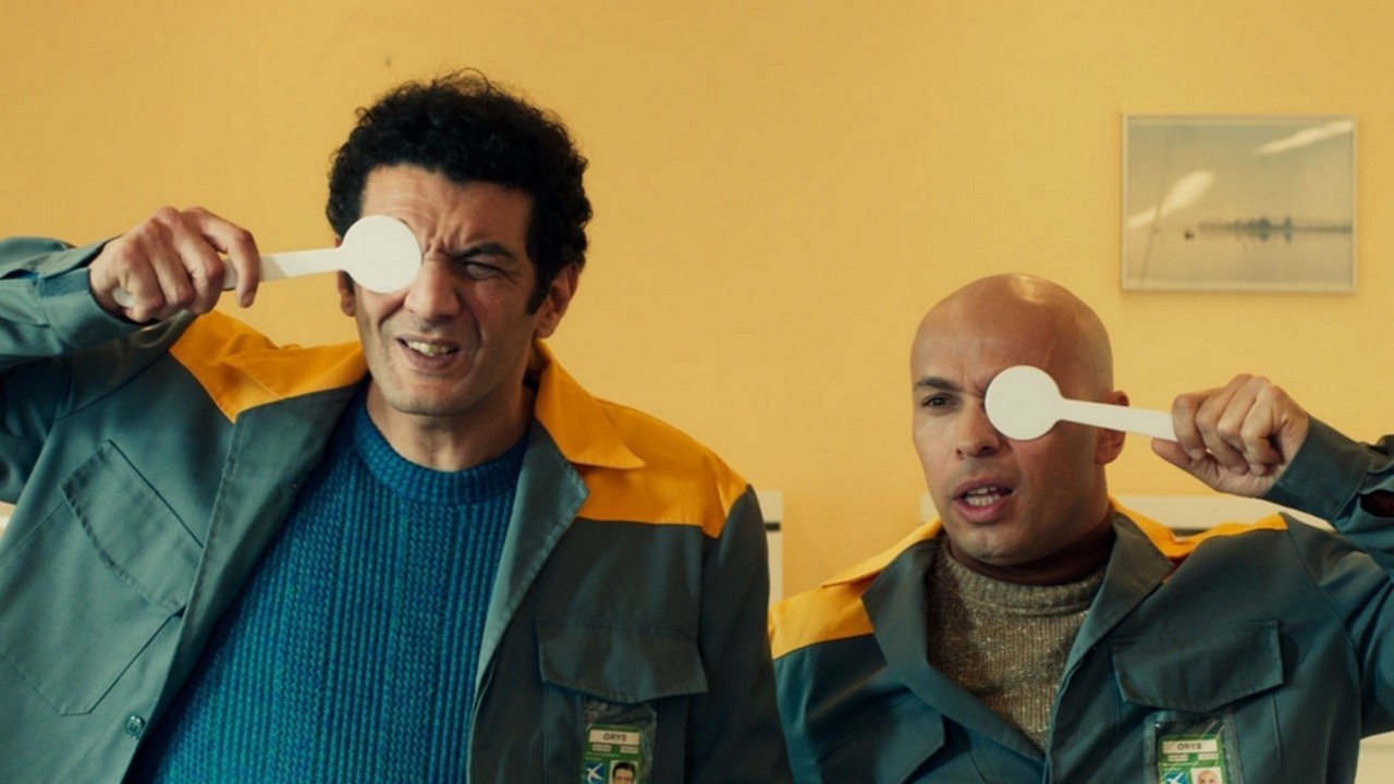 Backdrop for La Tour 2 contrôle infernale