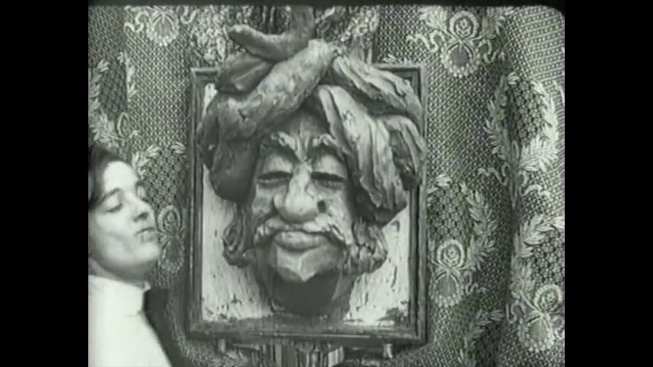 Backdrop for The Express Sculptor