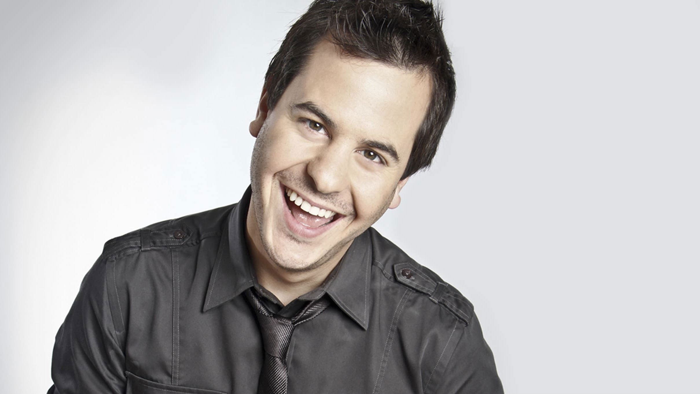 Backdrop for Pierre Hébert: Premier Spectacle