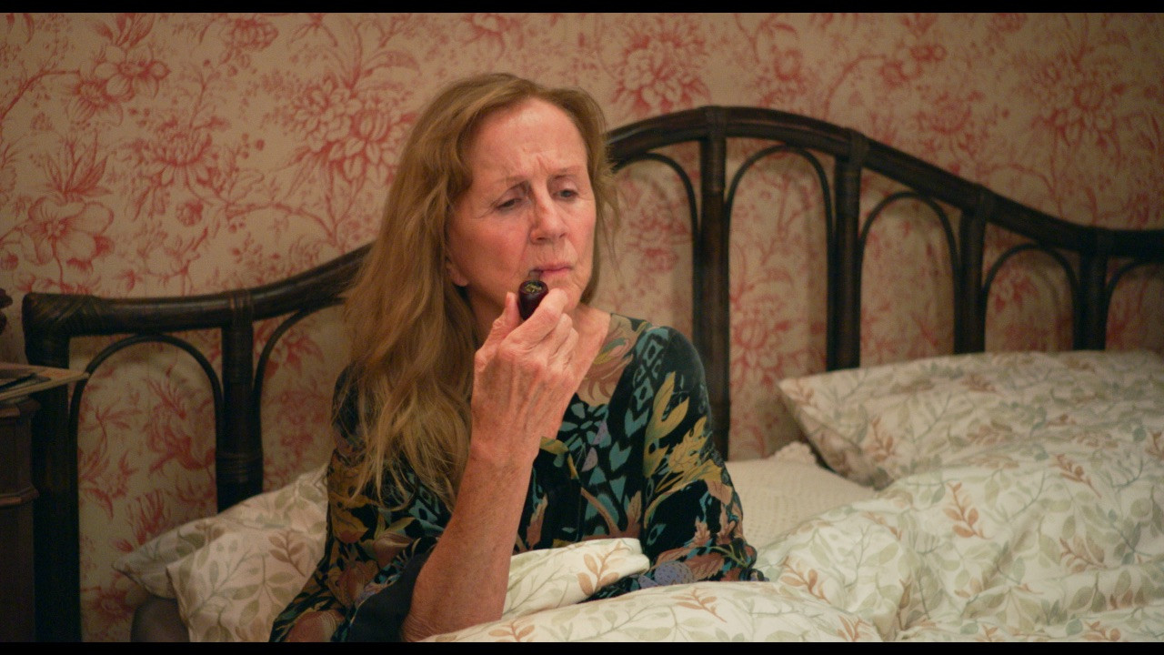 Backdrop for Retrotherapy