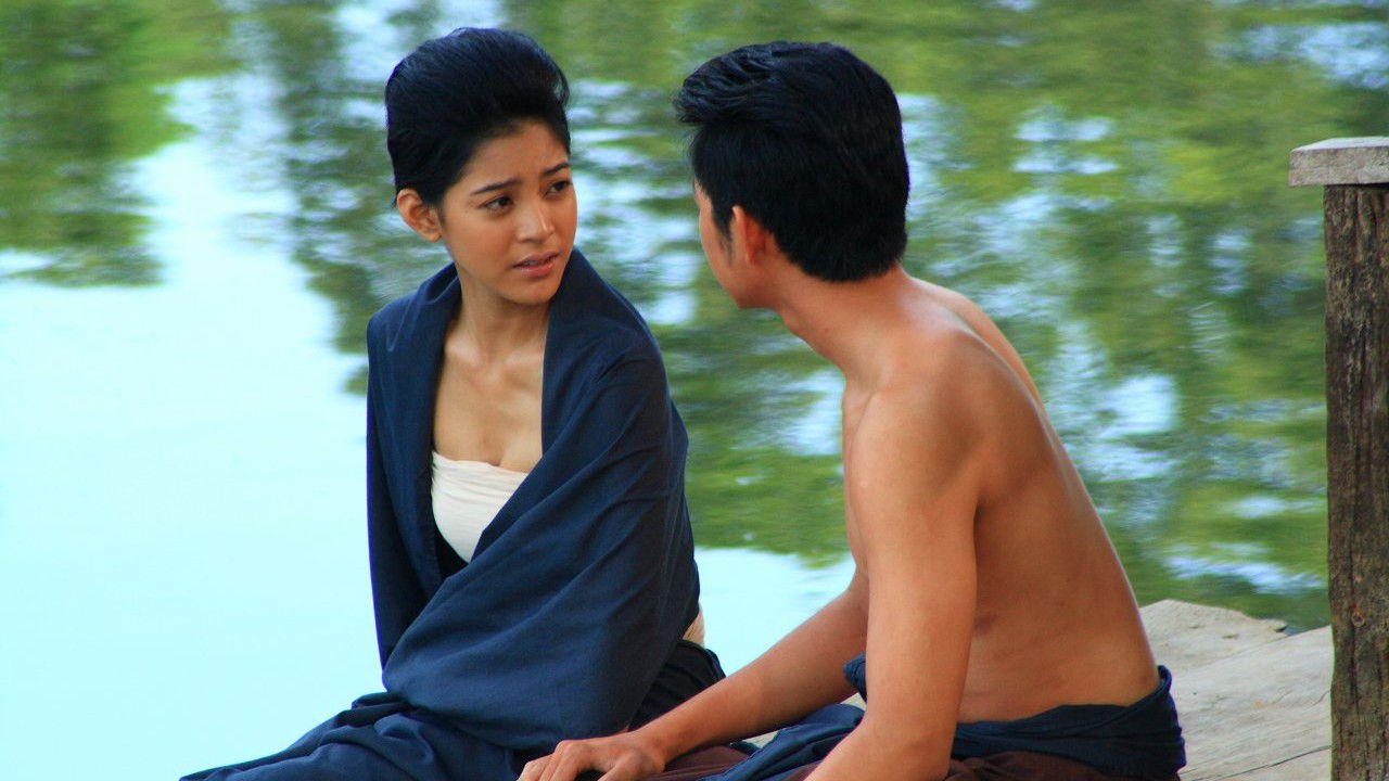 Backdrop for Amdaeng Muen kab nai Rid