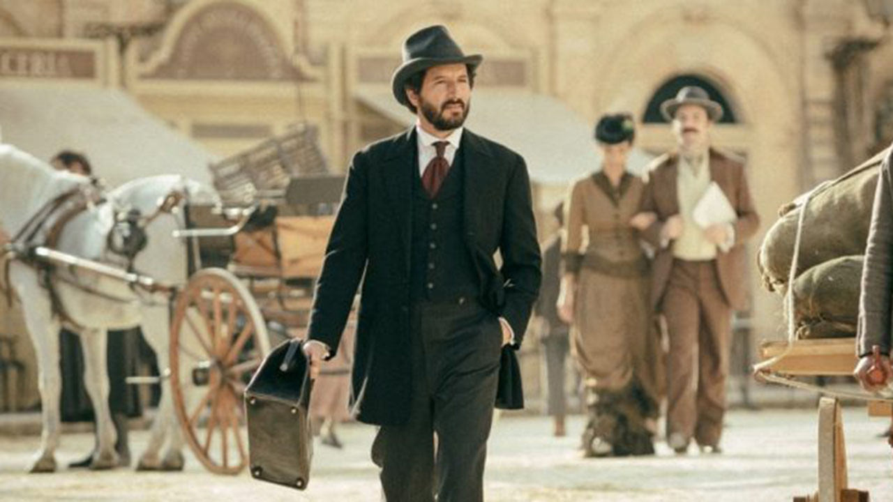 Backdrop for La stagione della caccia