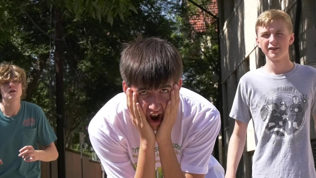 Backdrop for The Ipad Kidnapping