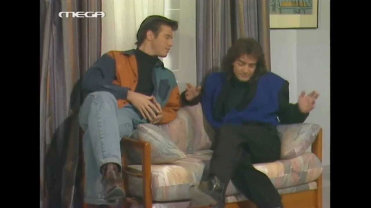 Backdrop for Τα 7 κακά της μοίρας μου