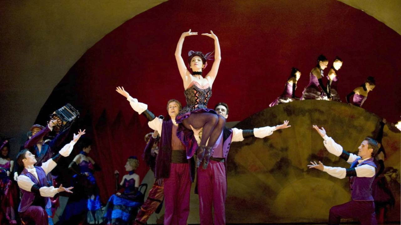 Backdrop for La Petite Danseuse de Degas