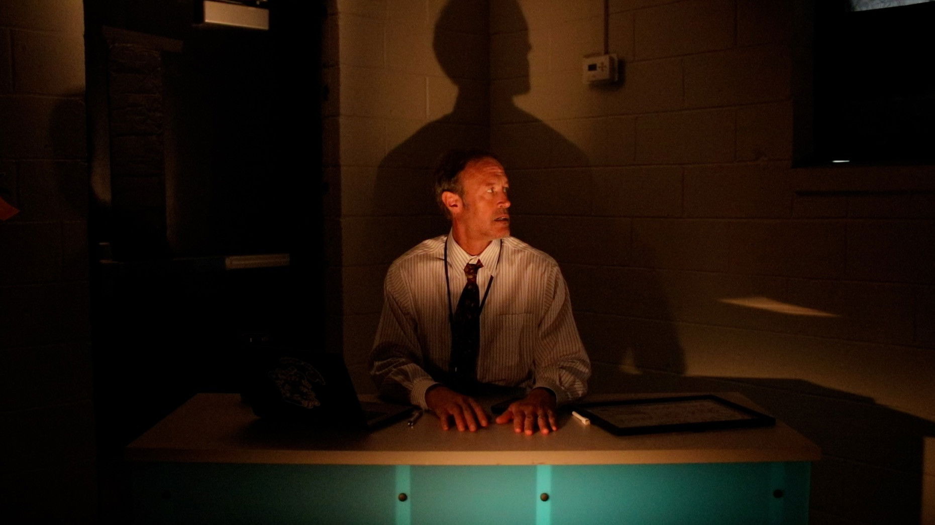 Backdrop for Breaking Point