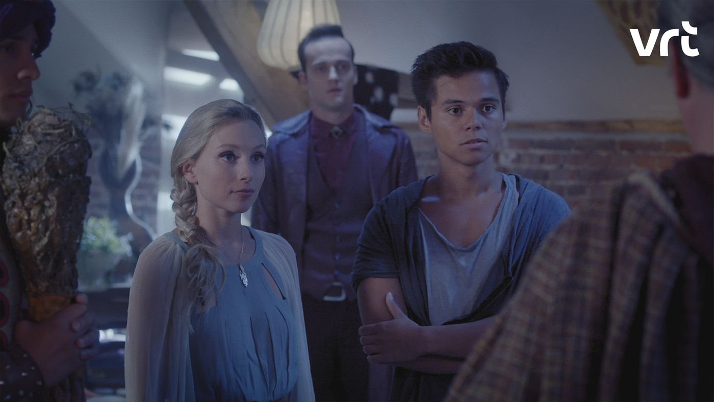 Backdrop for Nachtwacht: De Poort der Zielen