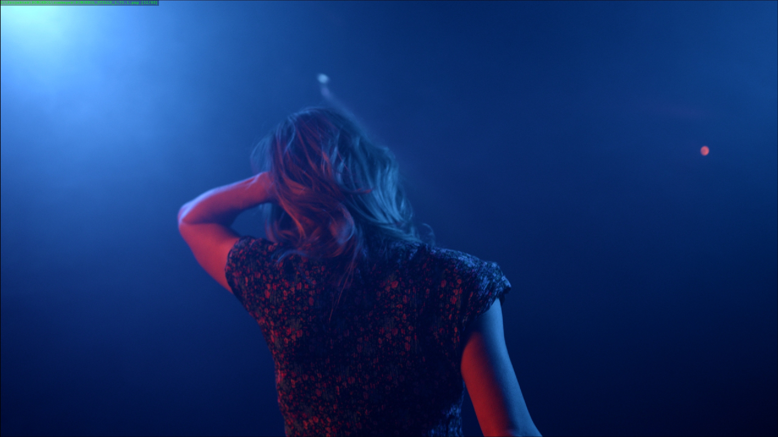 Backdrop for Romokból