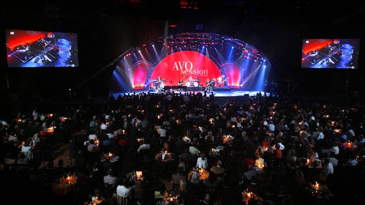 Backdrop for Herbie Hancock - Live at AVO Session