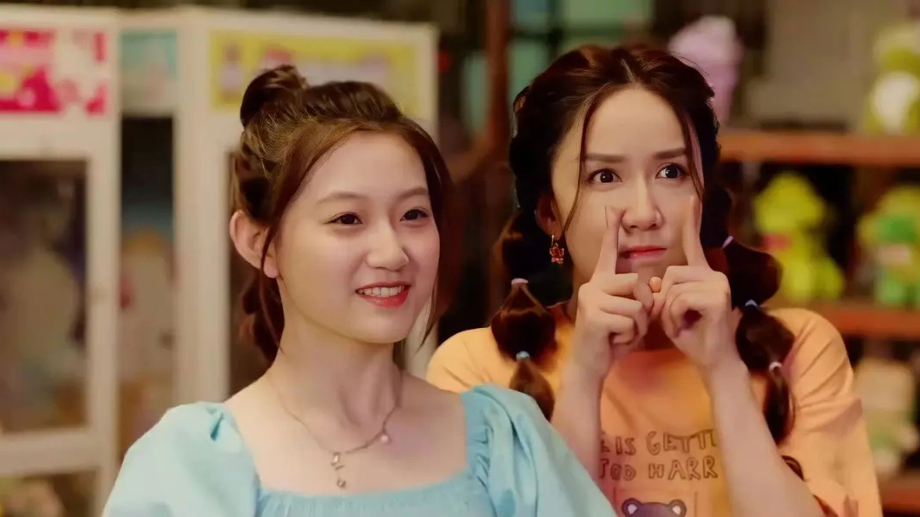 Backdrop for Biography of Heroes in Northeast Night Market