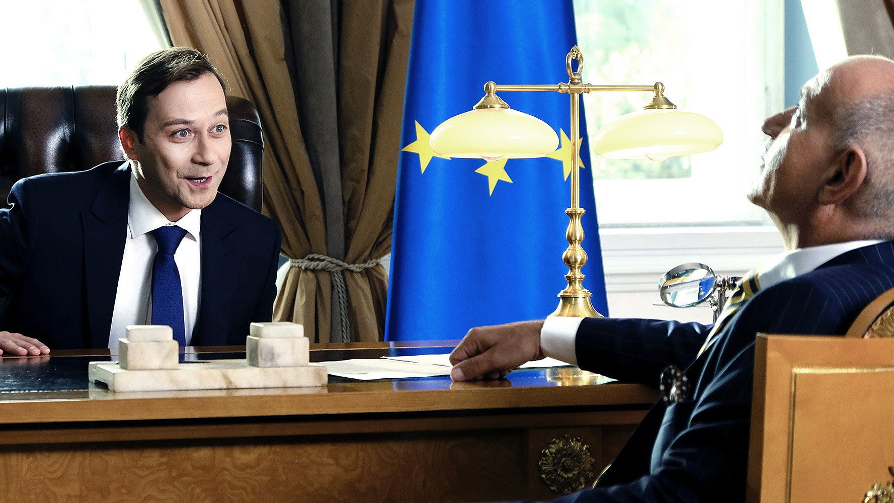 Backdrop for Servant of the People