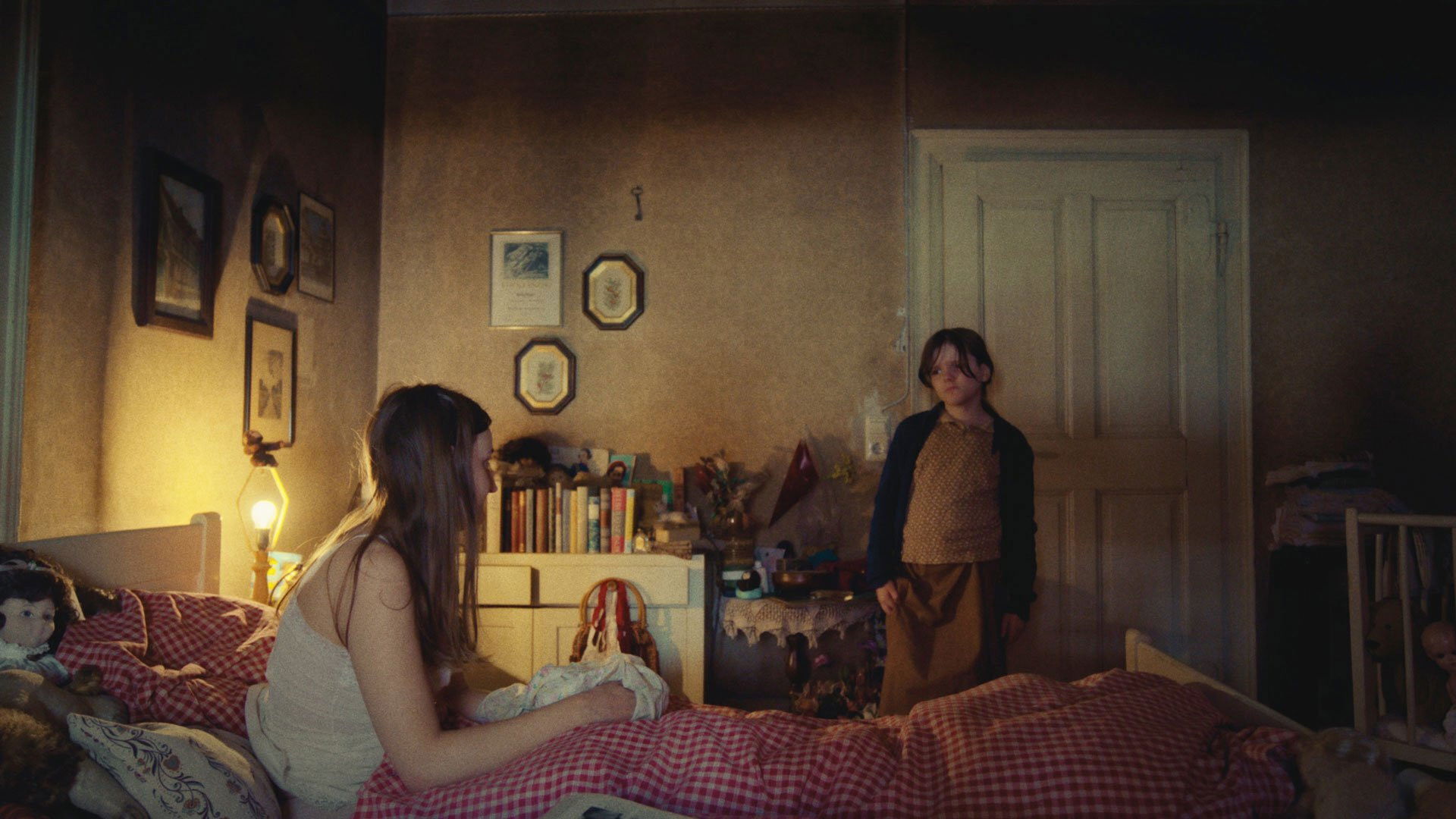 Backdrop for Time of Moulting