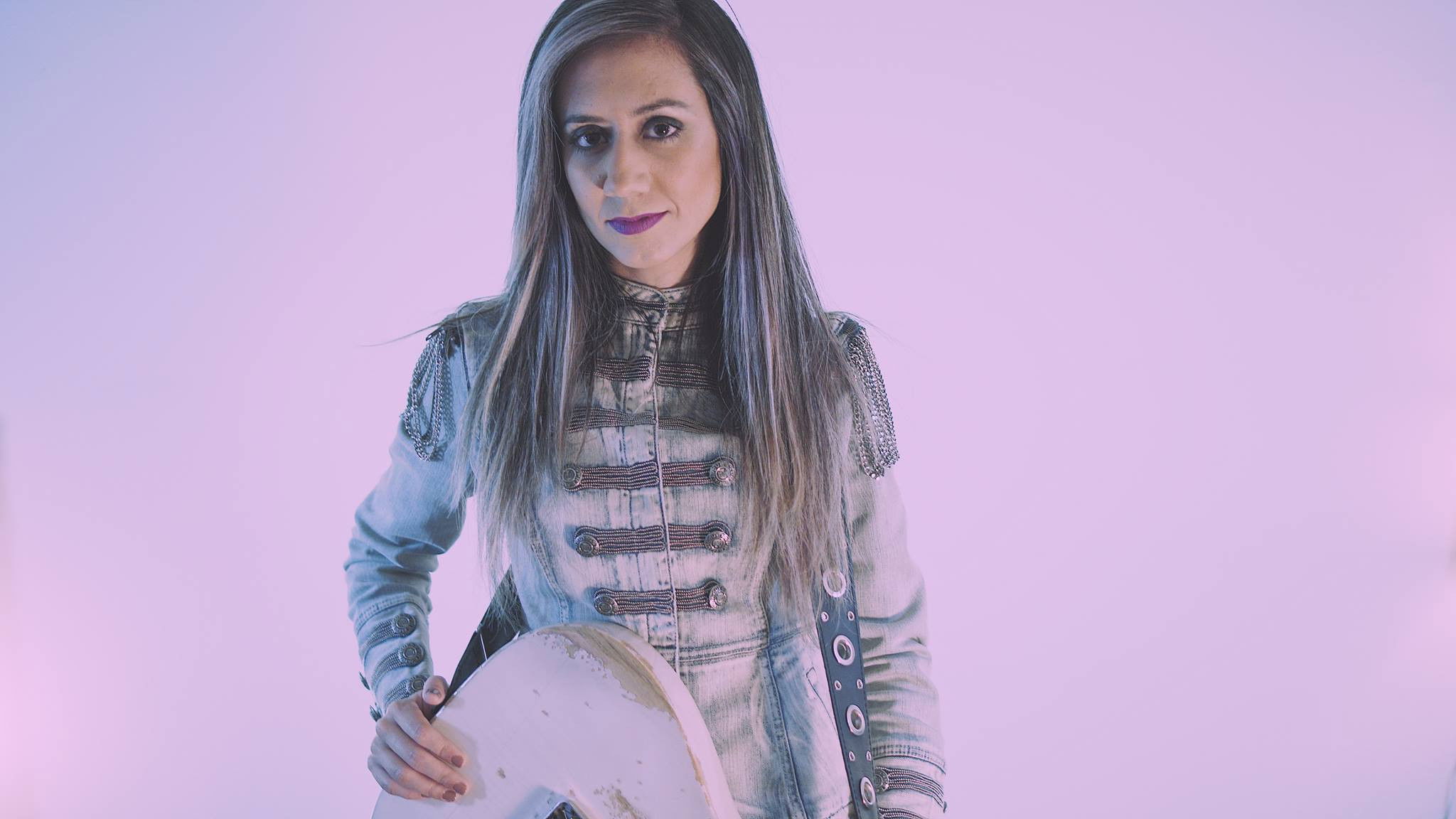 Backdrop for Lari Basilio - The Sound Of My Room