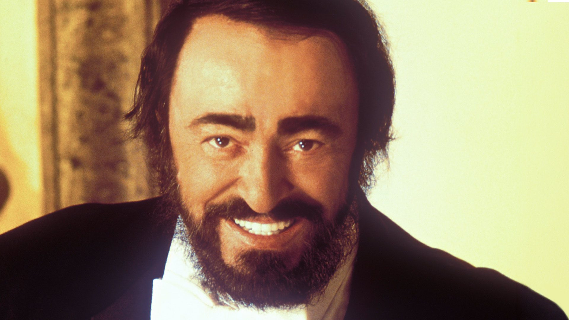 Backdrop for Pavarotti: King of the High C's