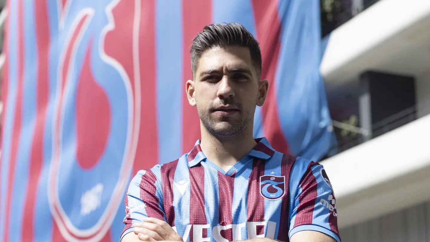 Backdrop for Bordo Mavi: The Inside Tale of Trabzonspor