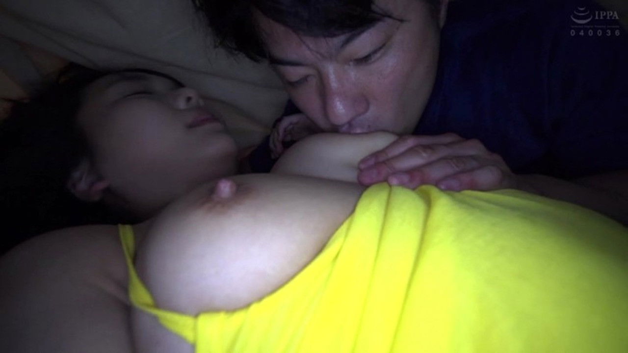 Backdrop for Eh! !! Did Your Friend'S Girlfriend Sneak Into My Futon? !! Hey, Is That Okay? If You'Re in A Futon, You Don'T Have to Worry About It. 3