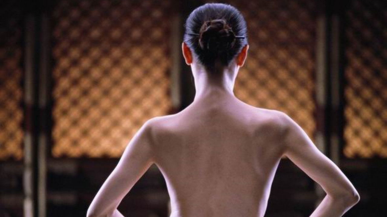 Backdrop for 舞者·加丽