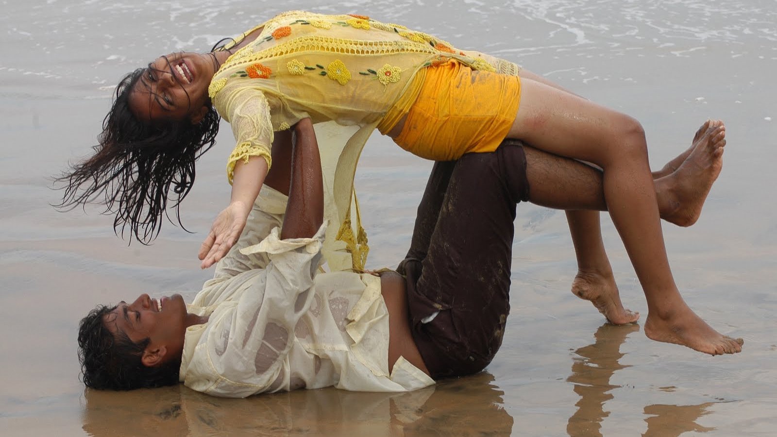 Backdrop for Kadhalagi