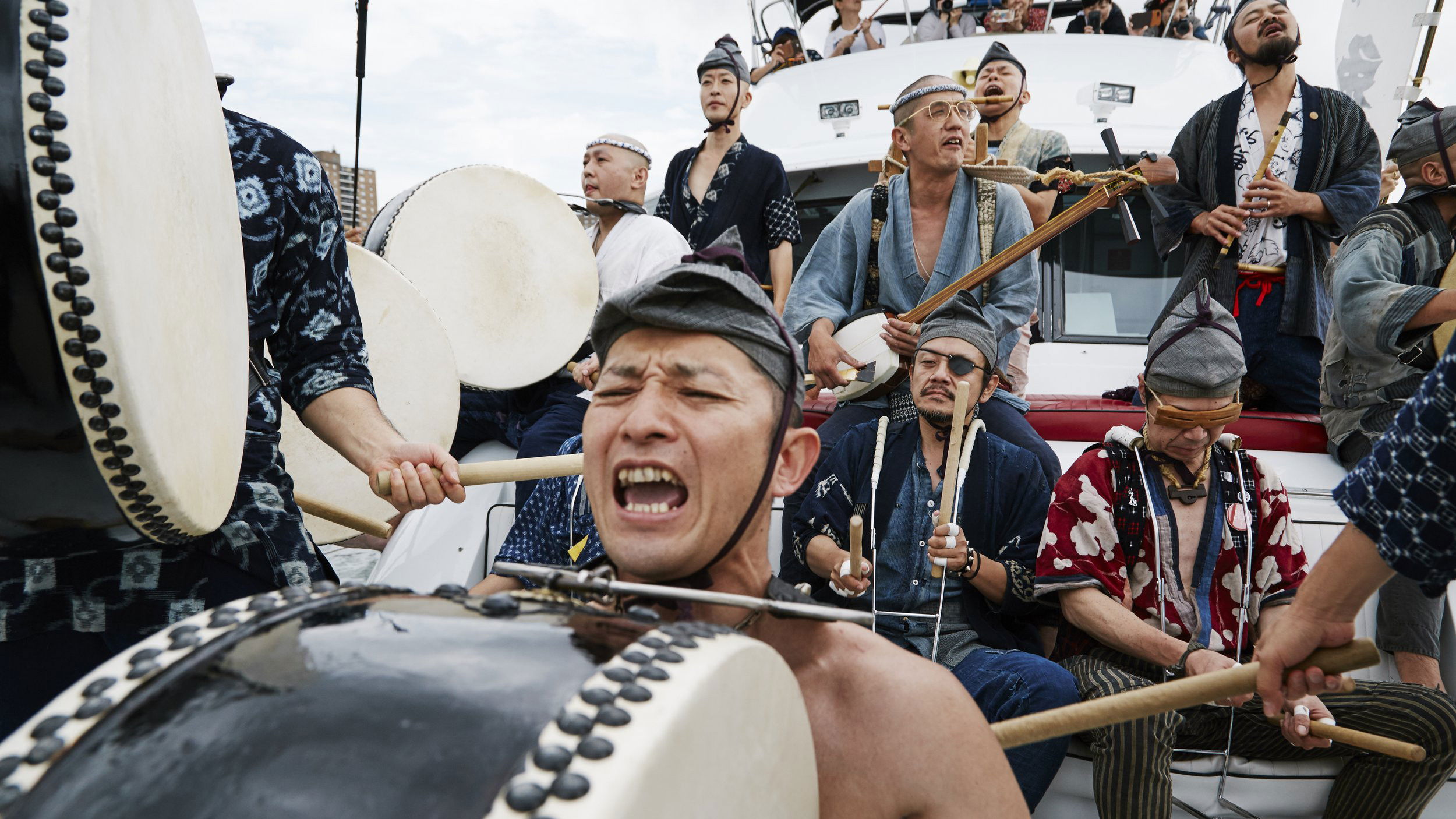 Backdrop for The Seppuku Pistols