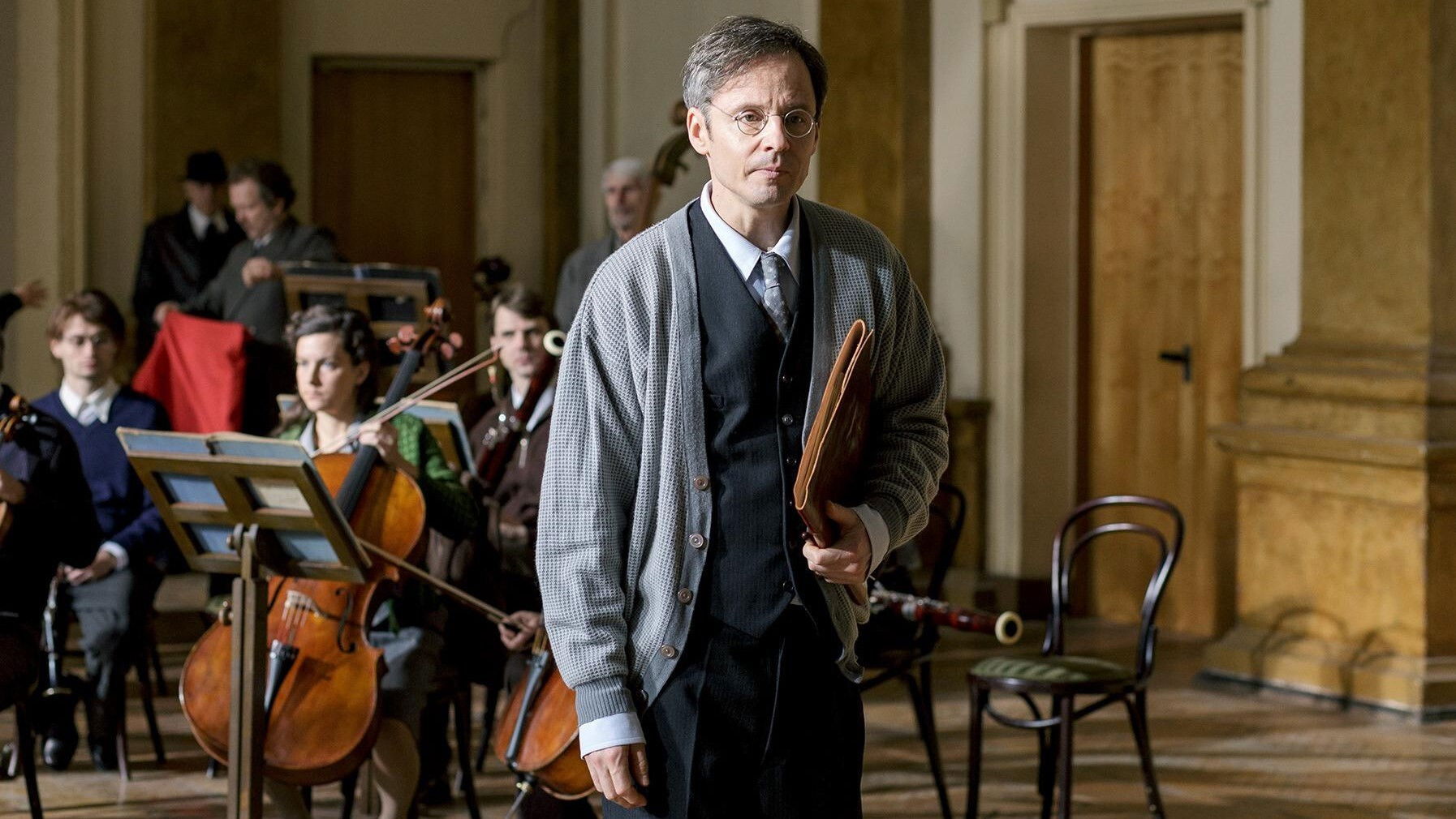 Backdrop for Leningrad Symphony