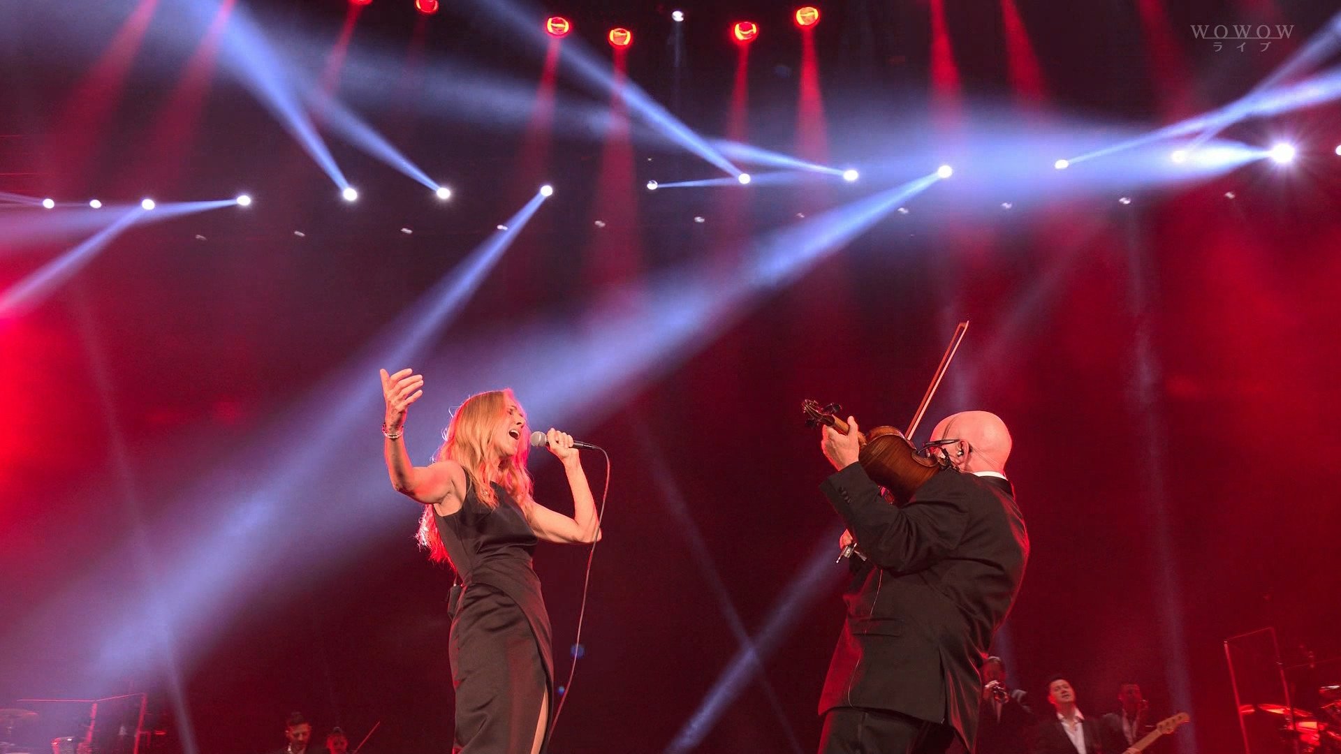 Backdrop for Céline Dion Live At Tokyo Dome 2018