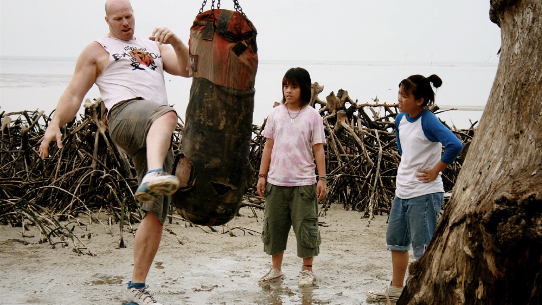 Backdrop for Muay Thai Giant