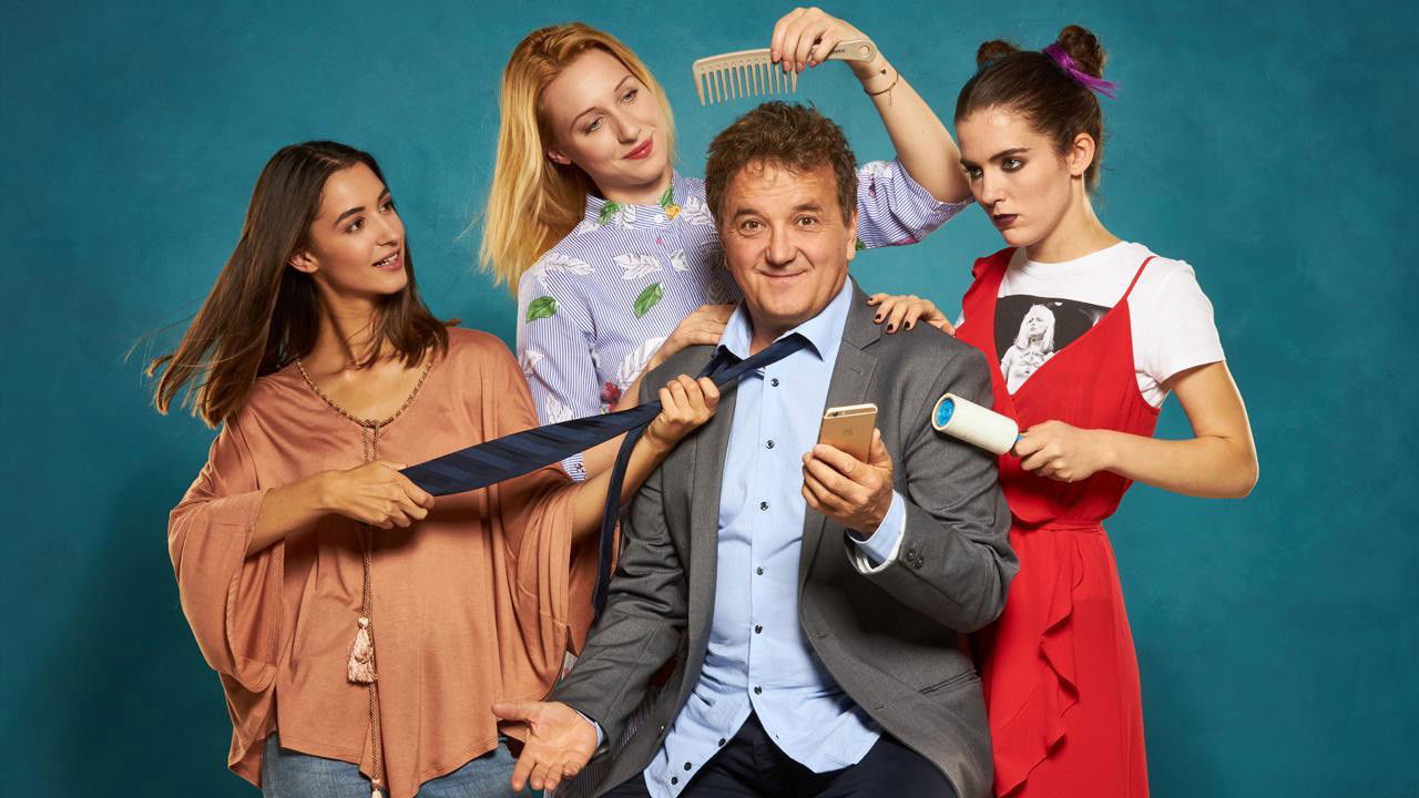 Backdrop for Apatigris