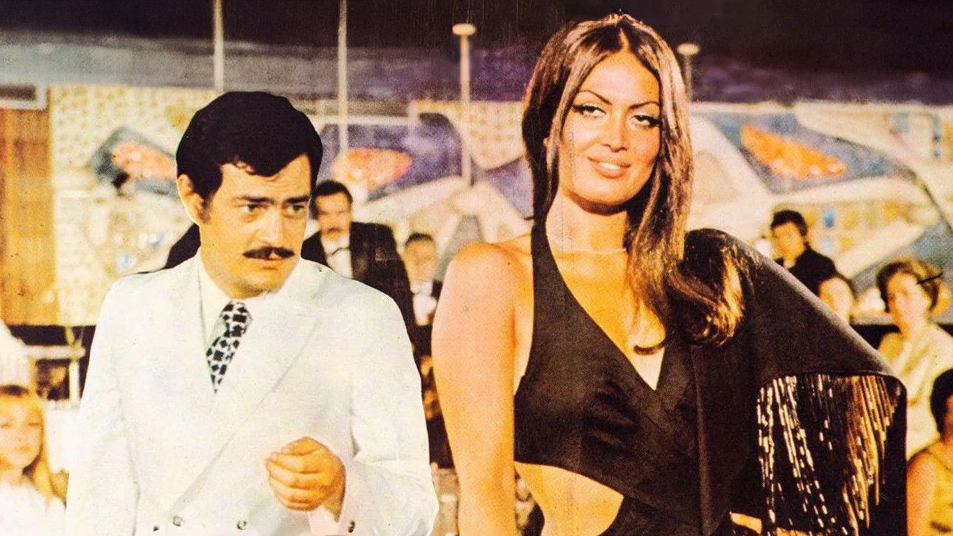 Backdrop for Herkesin Sevgilisi