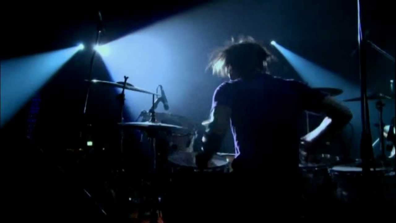 Backdrop for Divididos: Audio y Agua