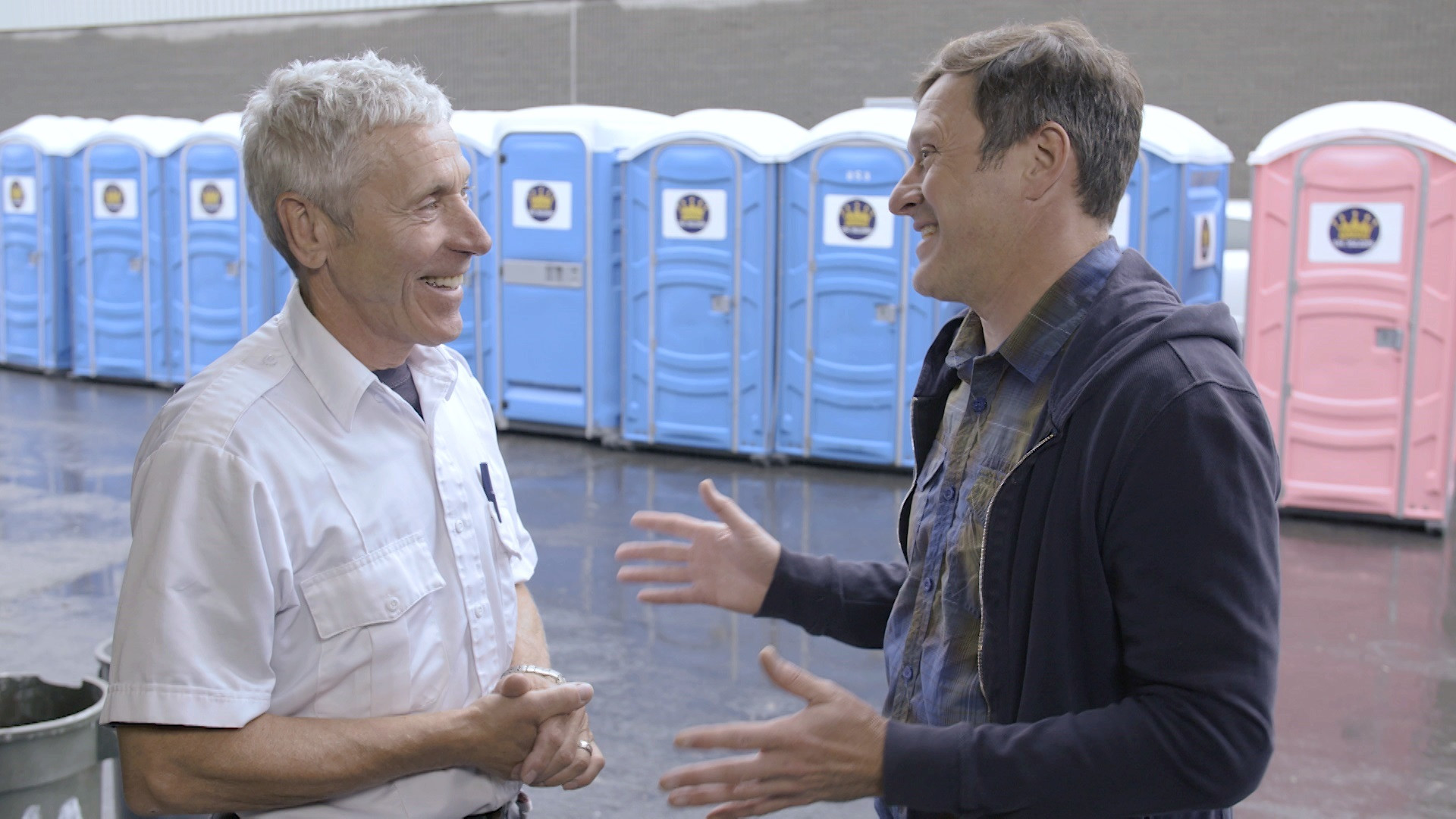 Backdrop for Le Roy des toilettes