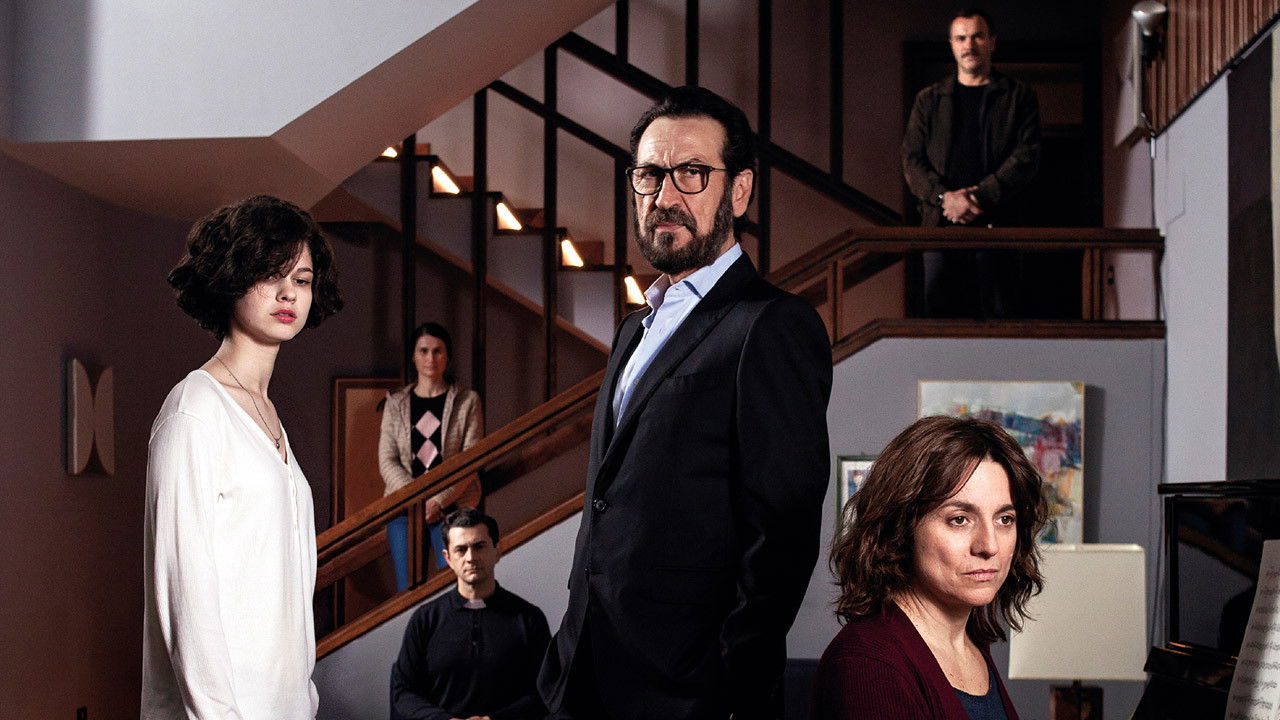 Backdrop for Houseguests