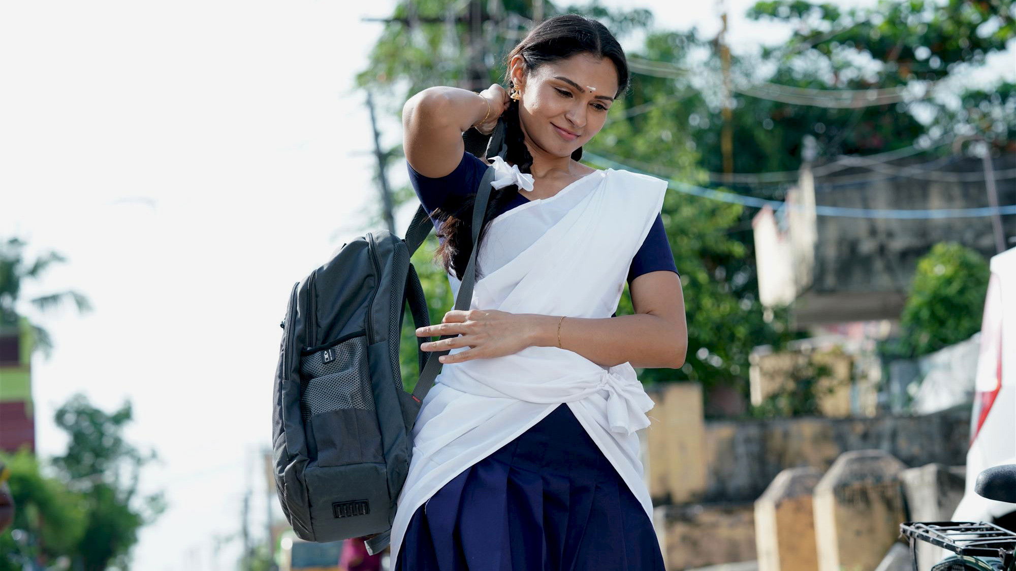 Backdrop for Anel Meley Pani Thuli