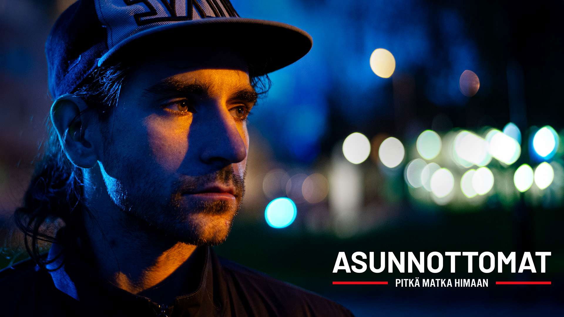 Backdrop for Asunnottomat - pitkä matka himaan