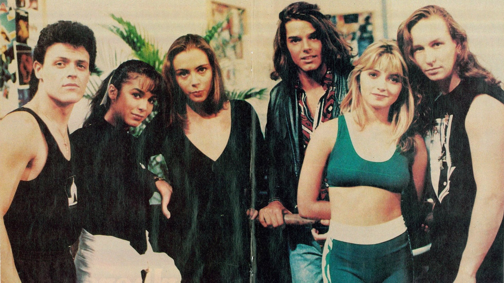 Backdrop for Alcanzar una estrella II