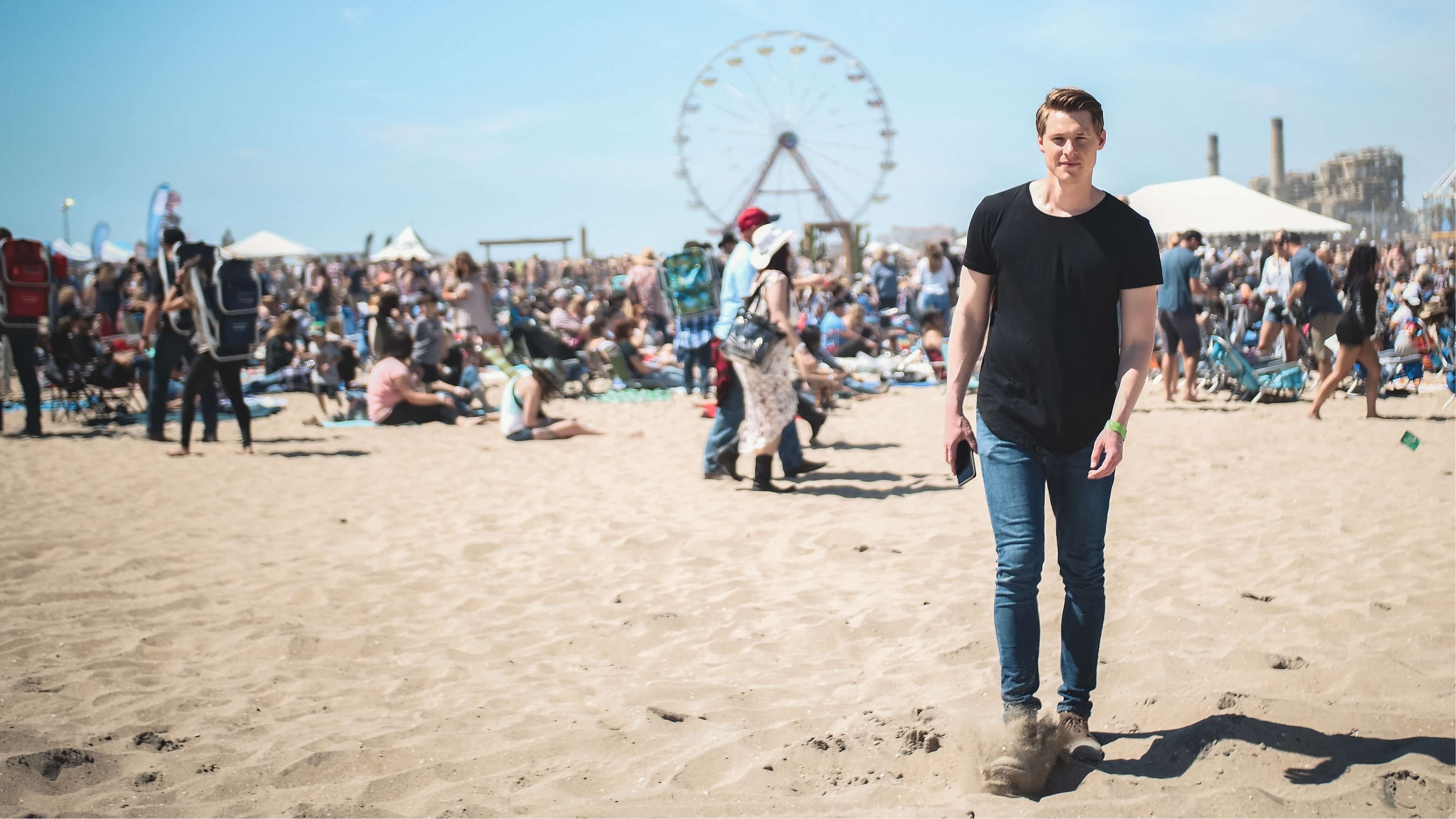 Backdrop for On the Go with Gabe