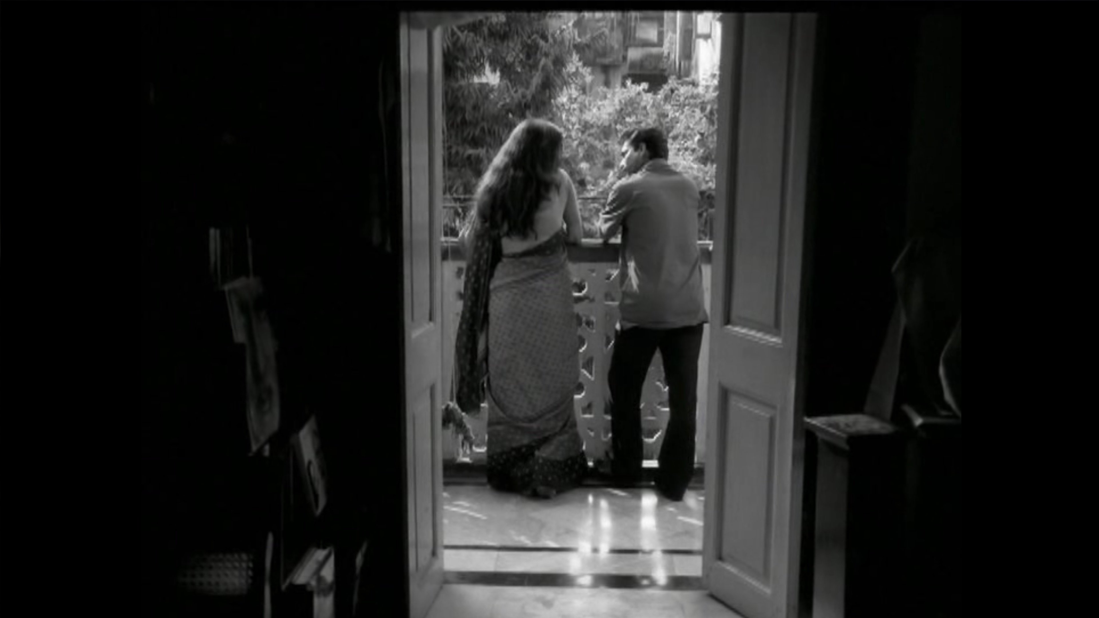 Backdrop for Shadows Formless