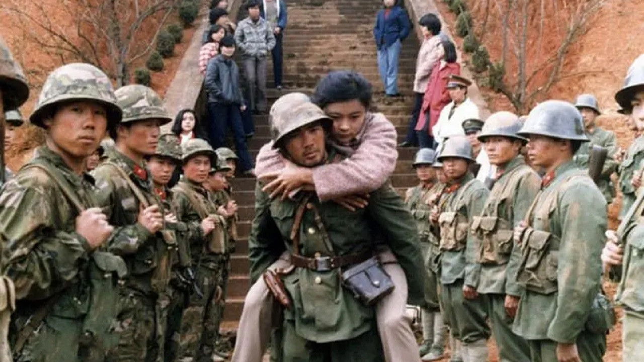 Backdrop for 战争，让女人走开