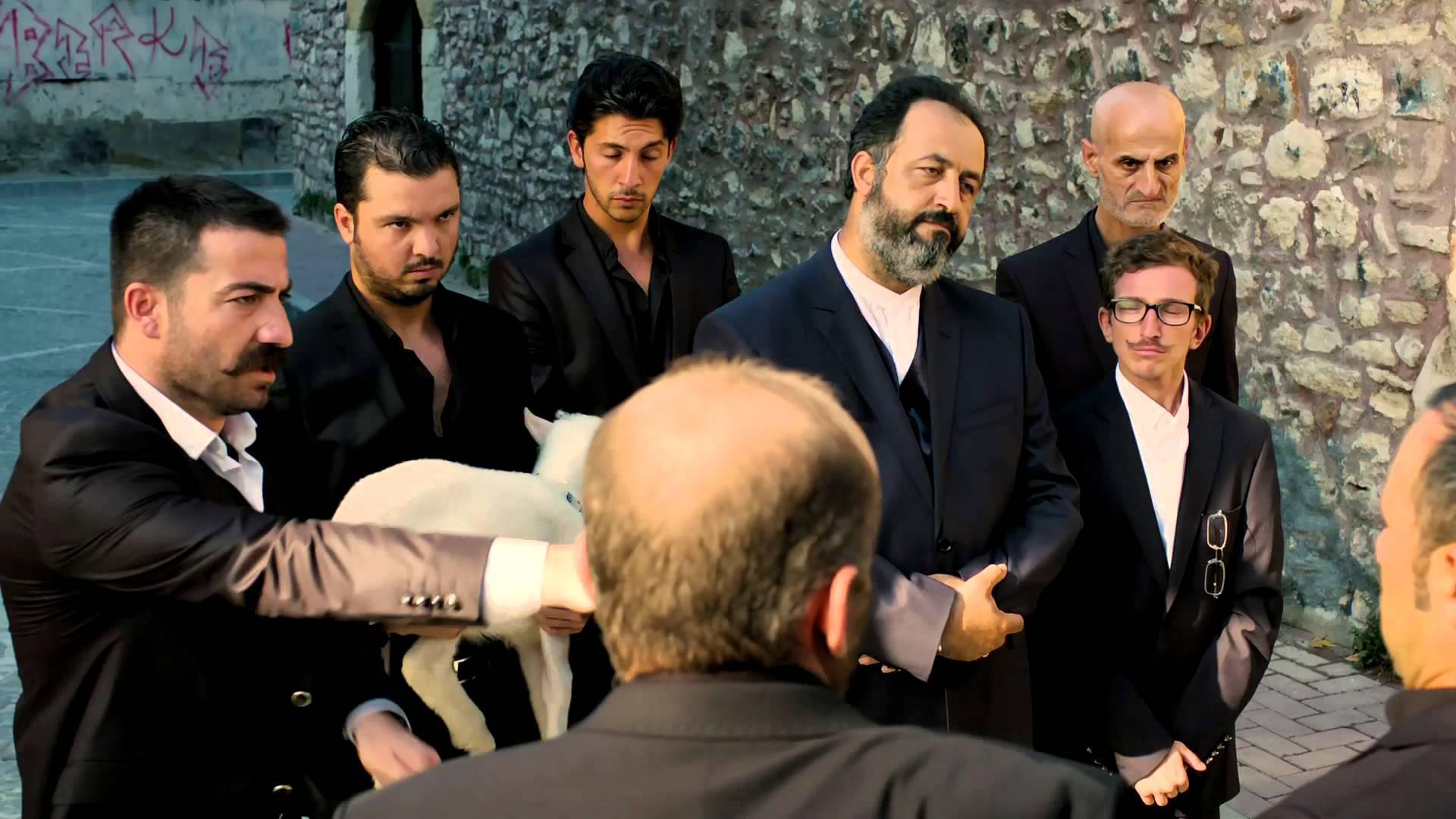 Backdrop for Bana Bir Soygun Yaz