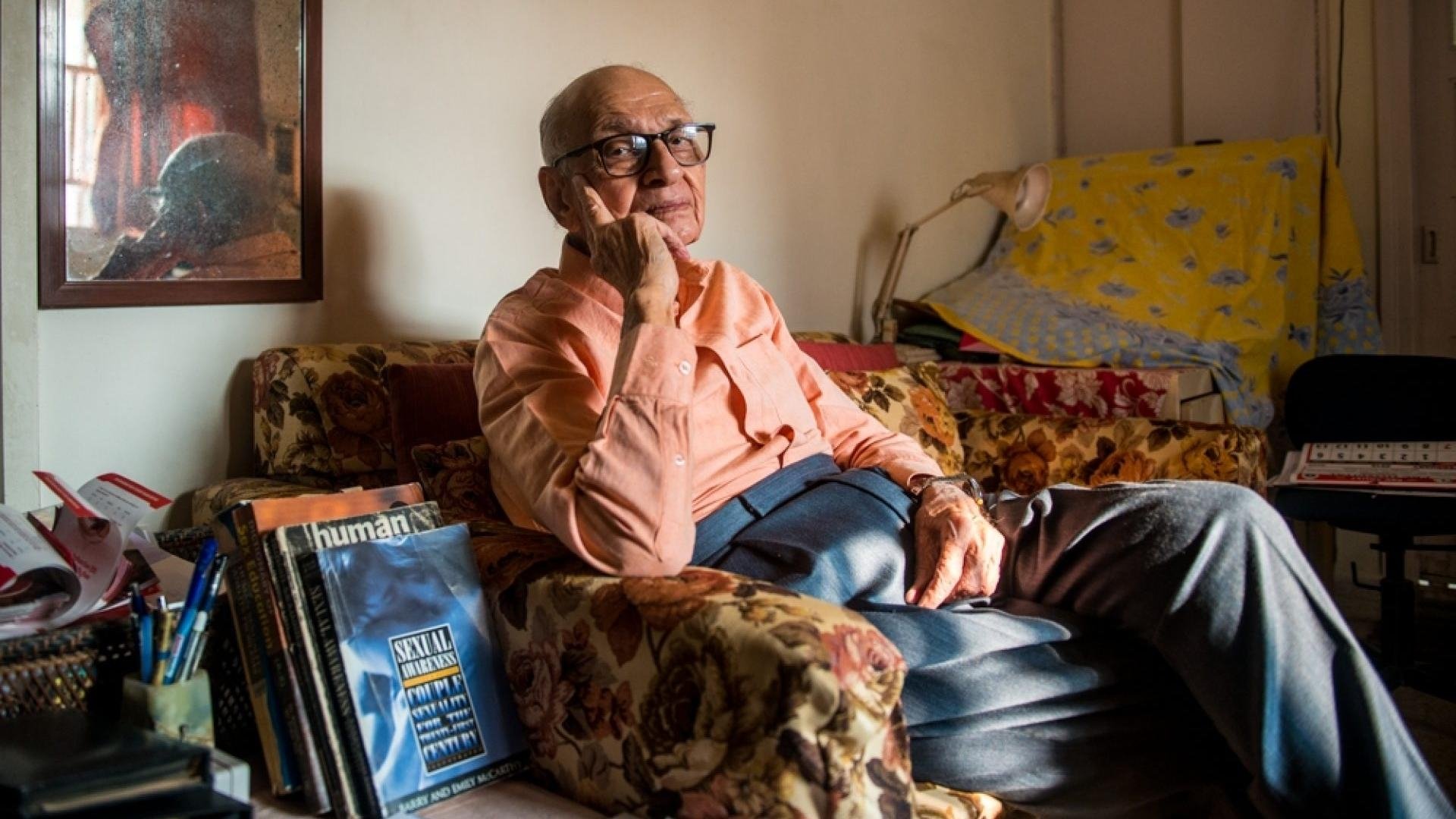 Backdrop for Ask the Sexpert