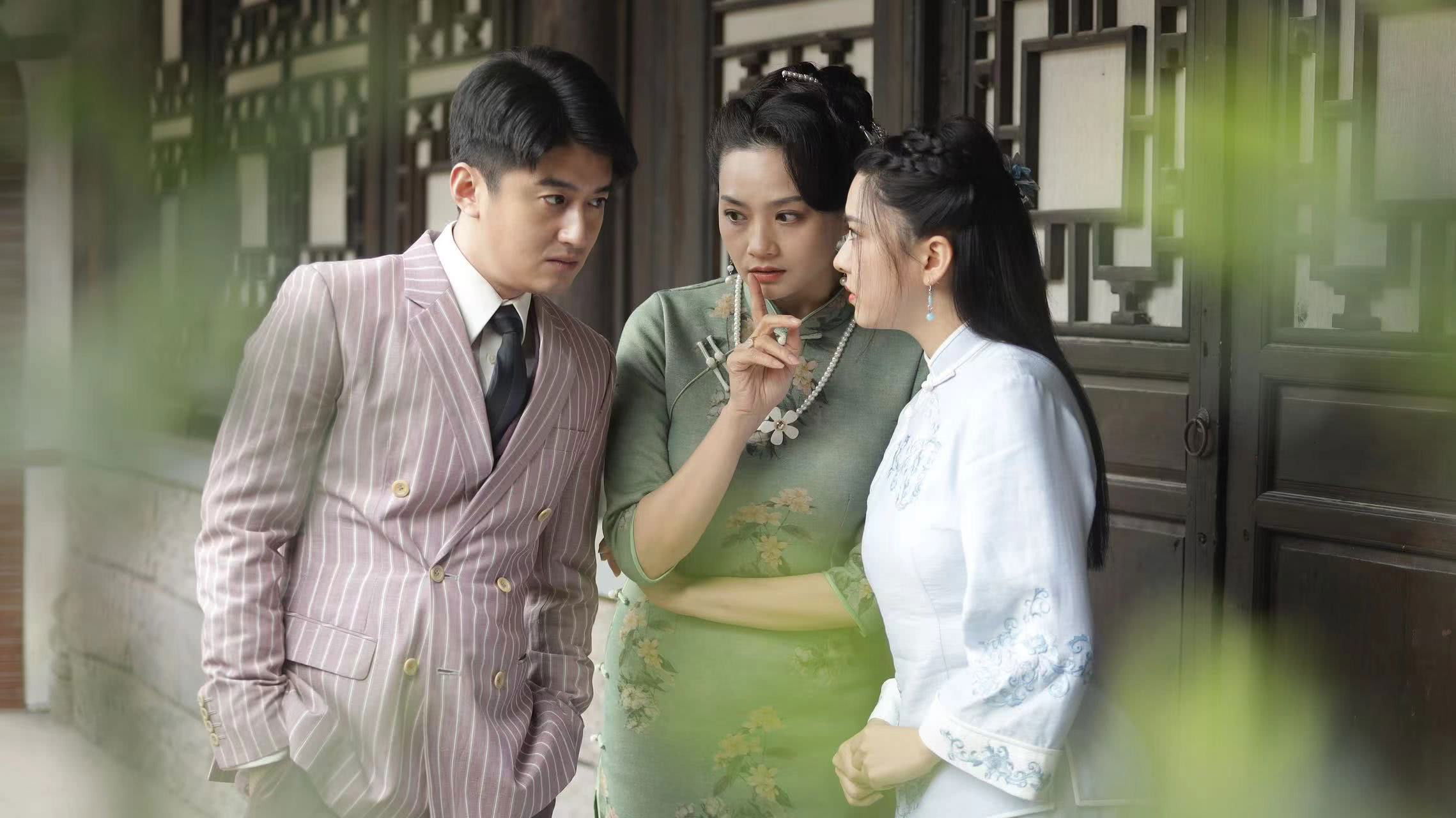 Backdrop for Strange Incident in Gushan