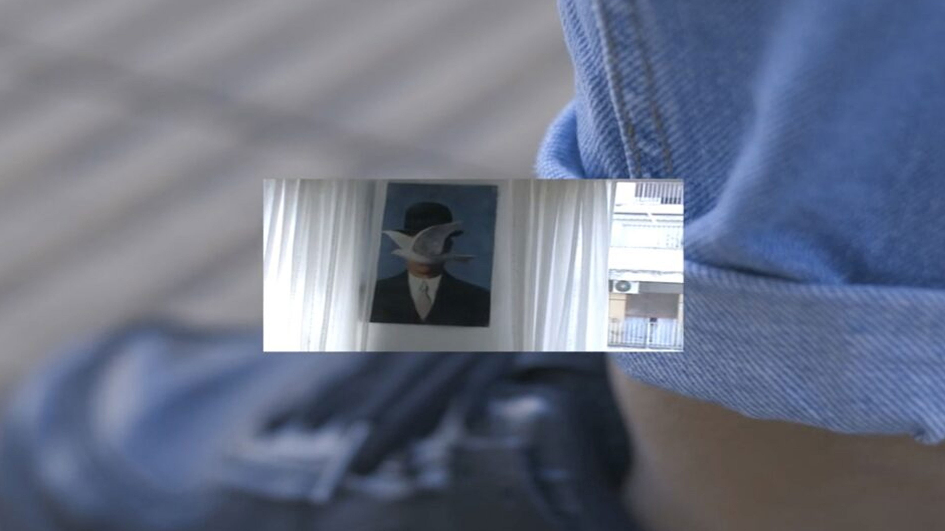 Backdrop for Lejos el uno del otro