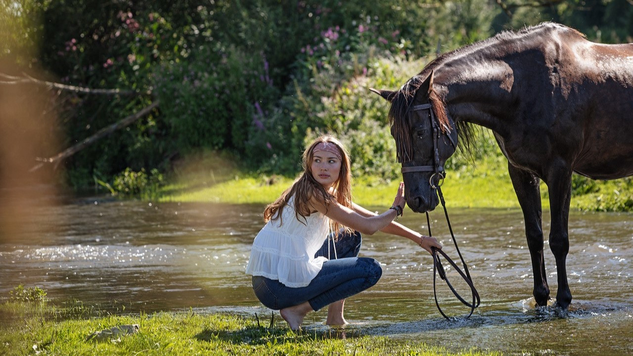Backdrop for Immenhof - Das große Versprechen