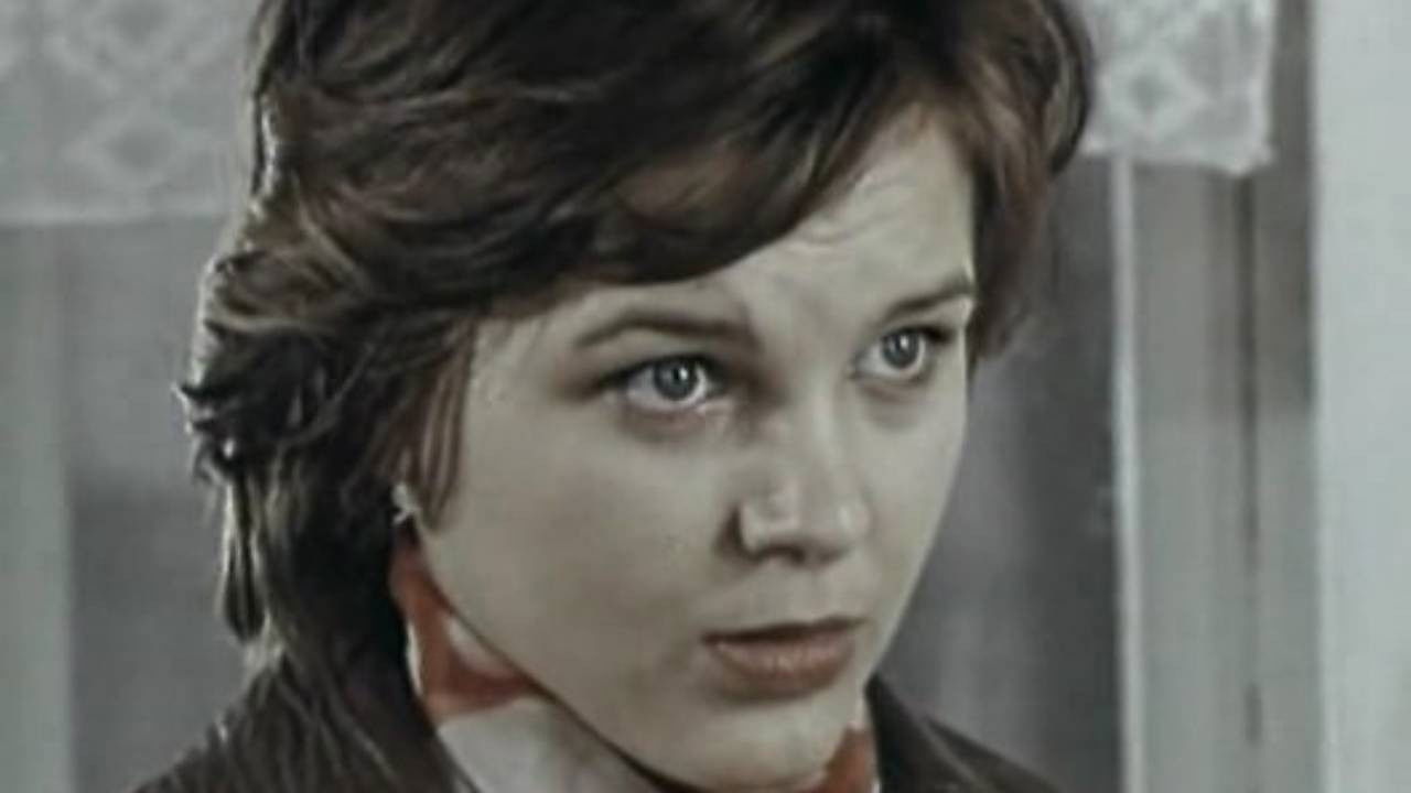 Backdrop for A Package for Svetlana