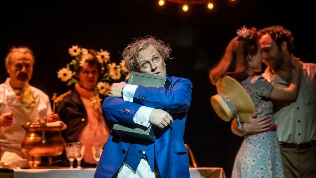 Backdrop for L'Avare