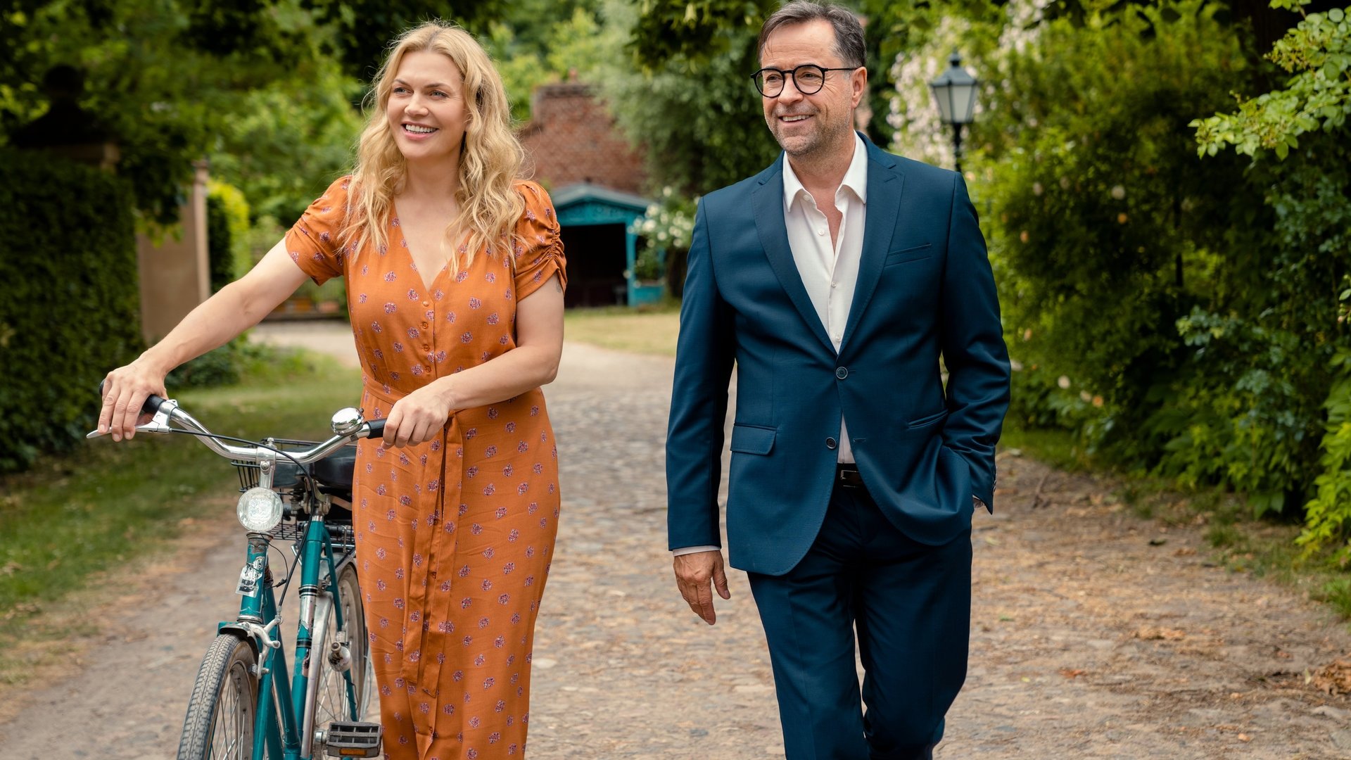 Backdrop for Joachim Vernau